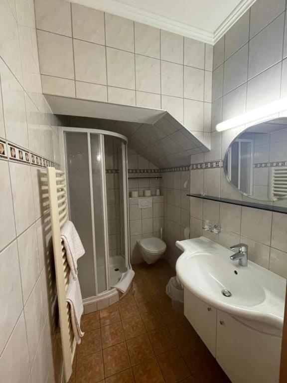 Restaurant-Pension Dorfwirt Bad Kleinkirchheim Δωμάτιο φωτογραφία